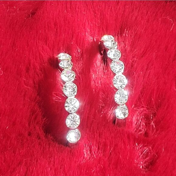 Set of 3 Austrian Crystal Criss Cross Earrings - Picture 14 of 16